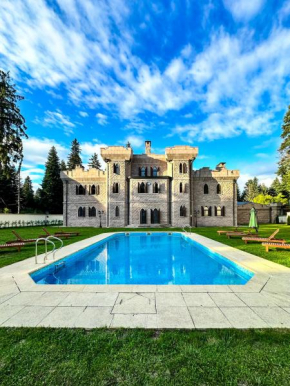 The Castle - Your unique way of retreat